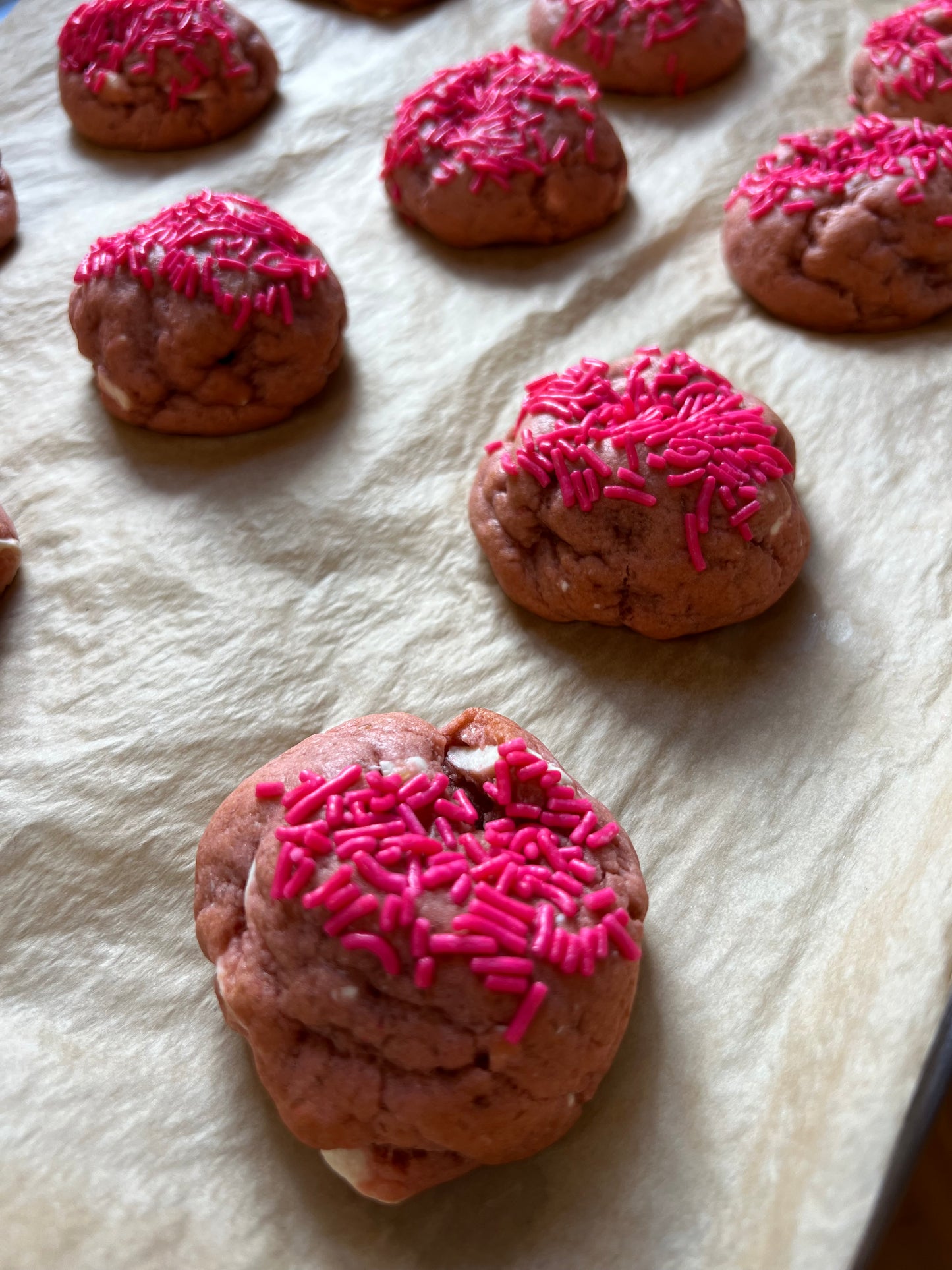 Polvorones Rosas (Pink Mexican Sugar Cookie) Dia de los Muertos